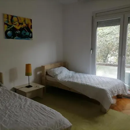 Green Apartment